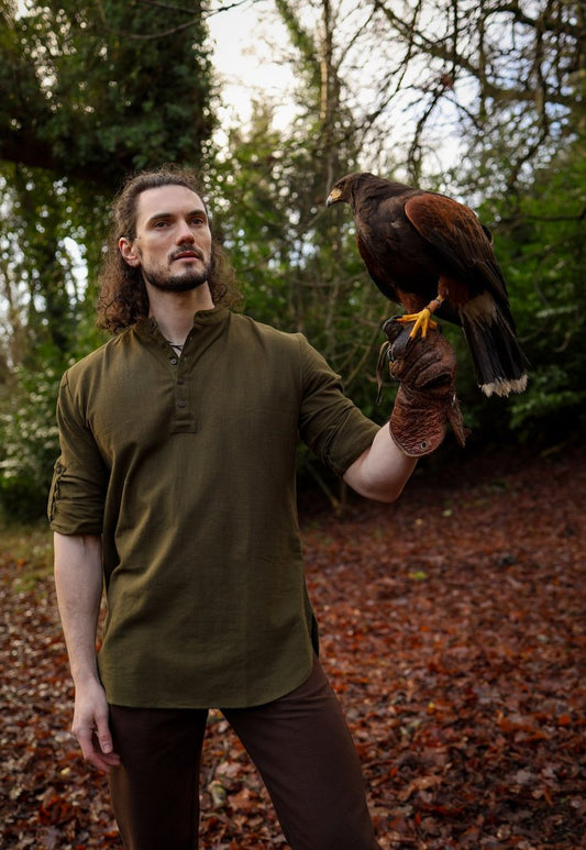 Green men’s folk style collarless shirt with long sleeves for Celtic inspired wear